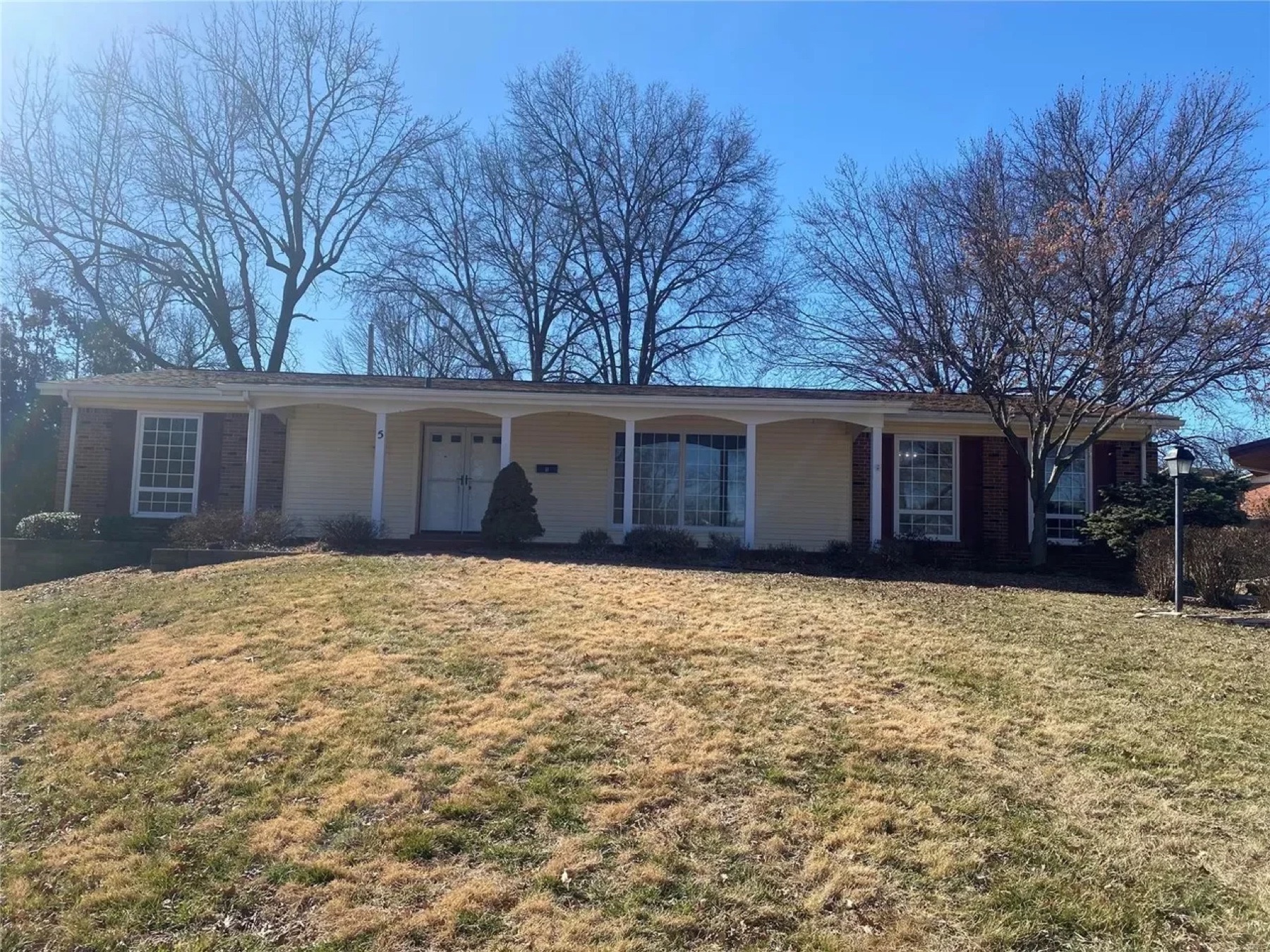 Front of 5 Pastoral Ct
