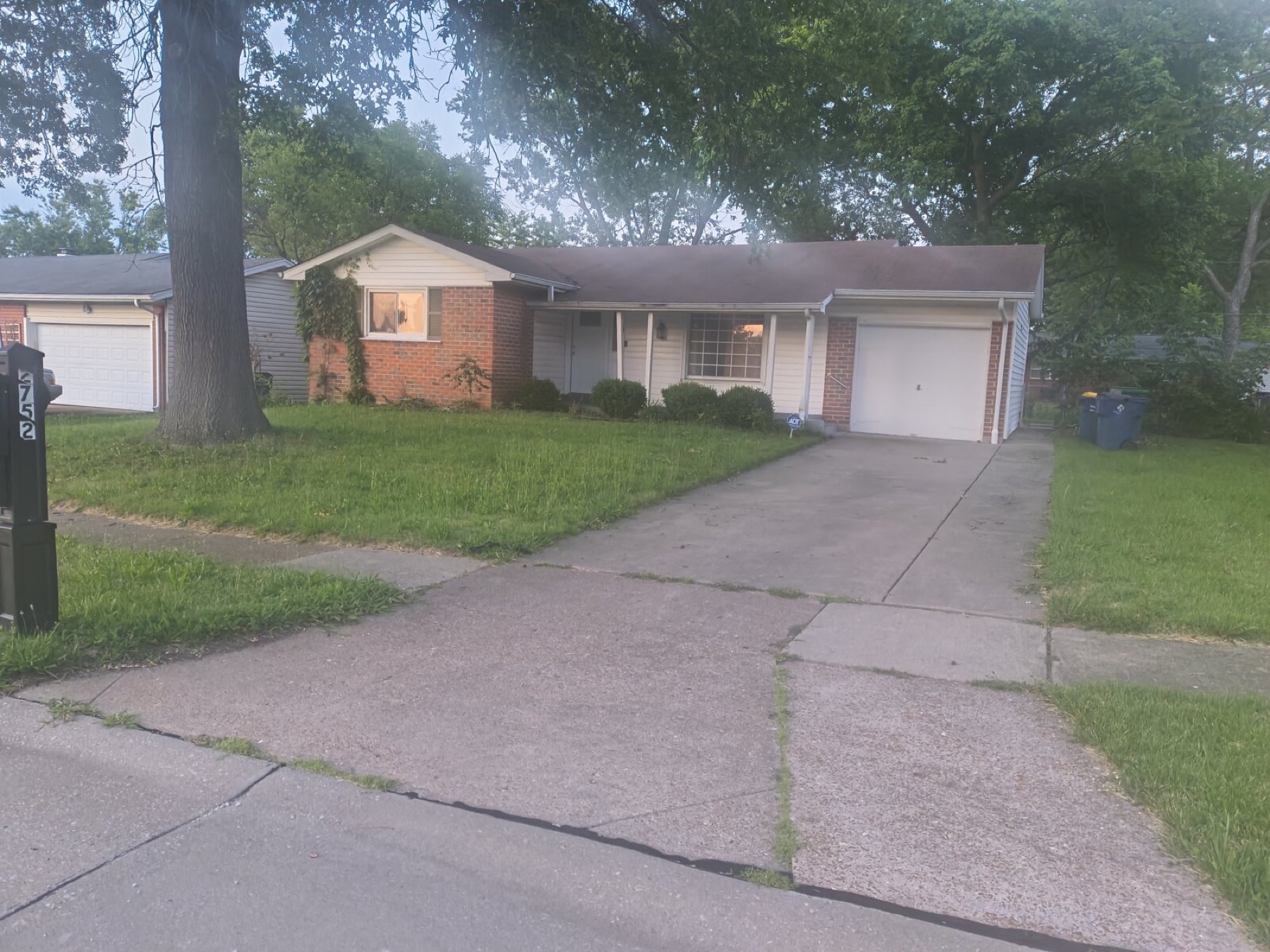 Front of 2752 Wintergreen Dr